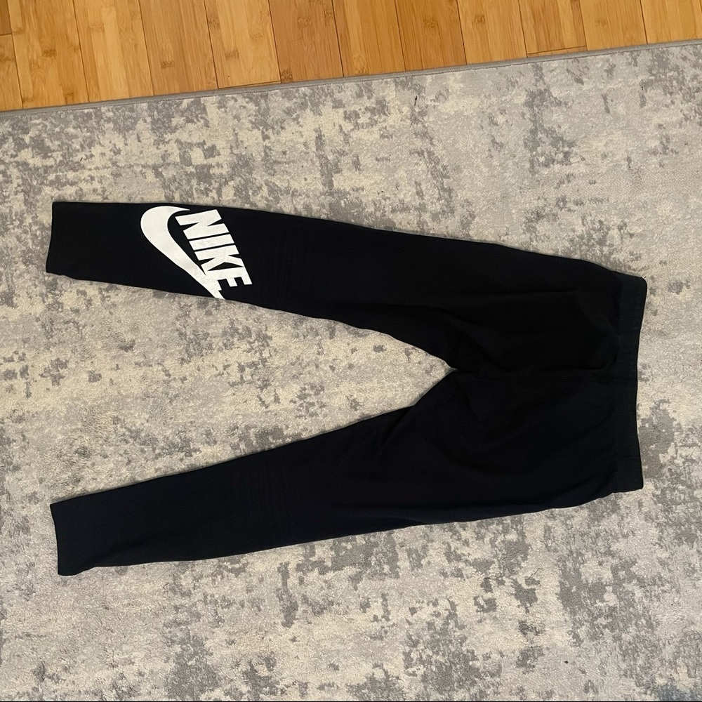 Nike Leggings Women’s Medium